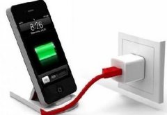 這8種最傷手機(jī)的充電方式你犯了嗎？